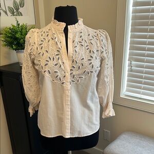 Elegant White Lace Women's Top